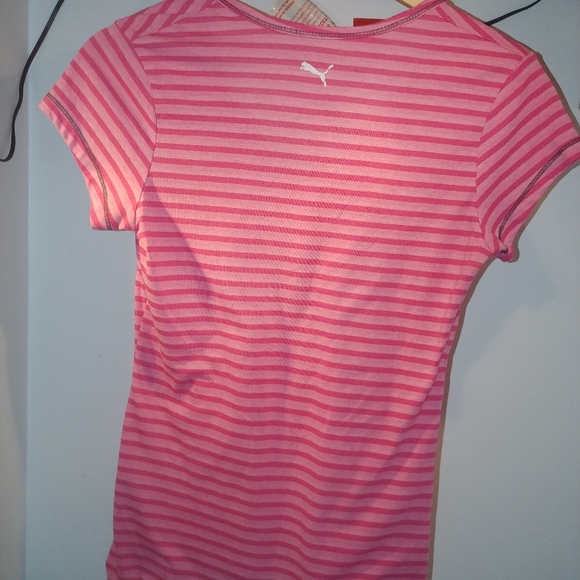 Puma ladies tee shirt. Size small - Picture 2 of 5